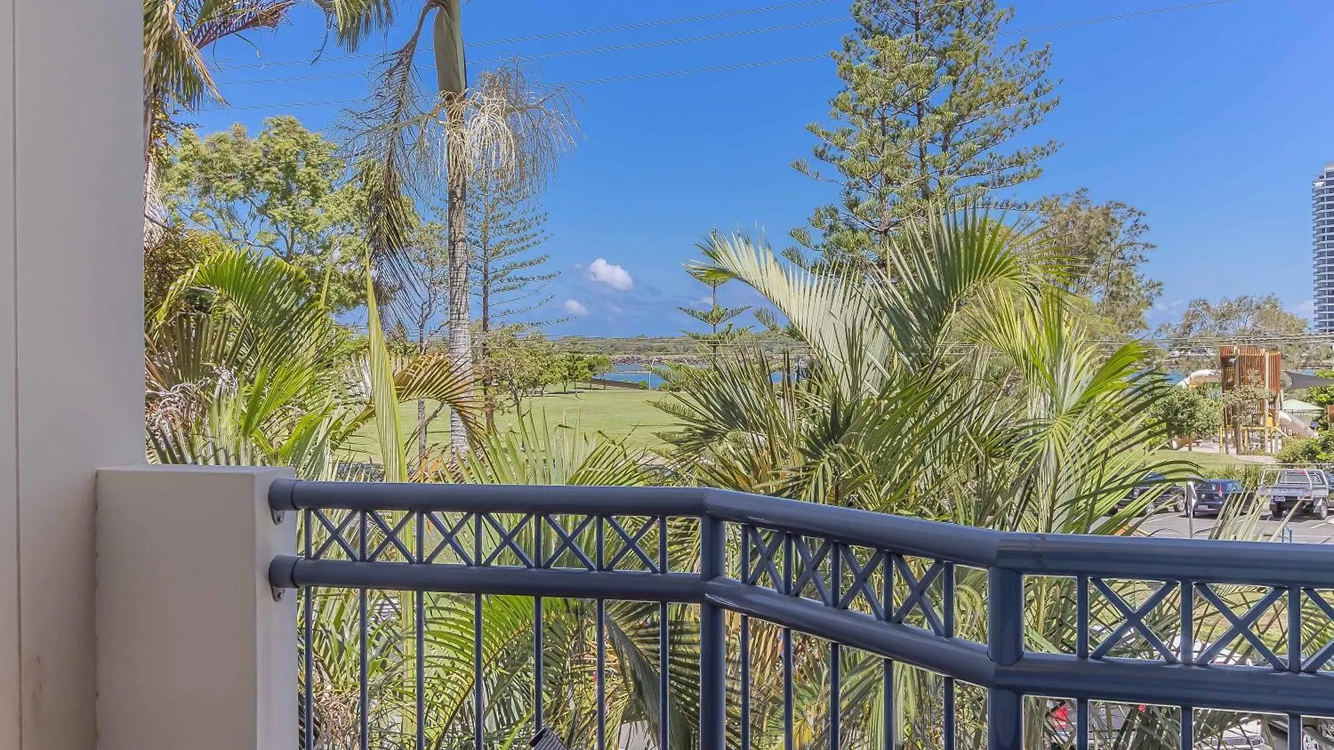 Bella Mare Coolangatta Beachside Apartments Gold Coast