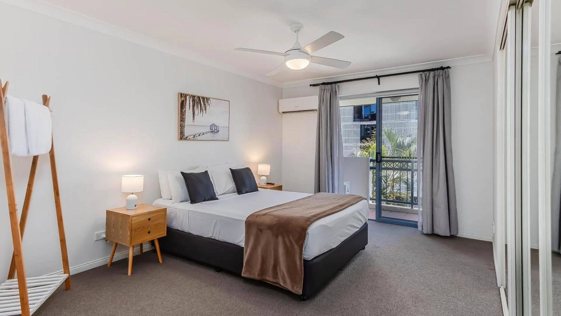 Bella Mare Coolangatta Beachside Apartments Gold Coast