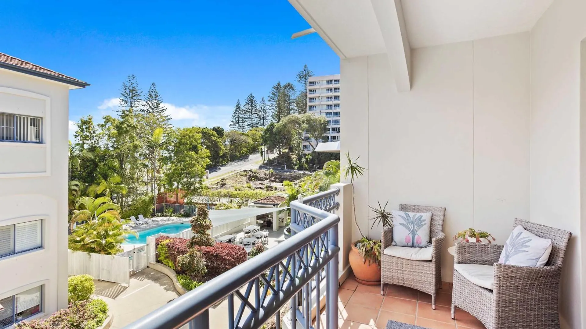 Bella Mare Coolangatta Beachside Apartments Gold Coast Aparthotel
