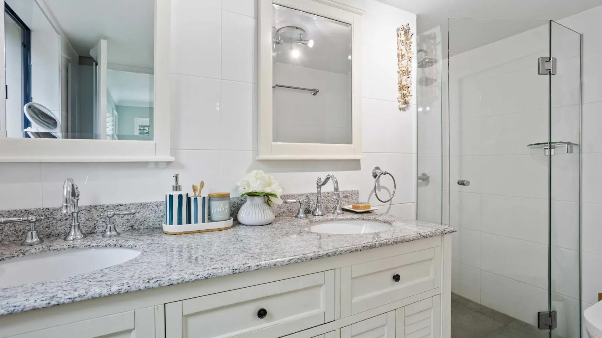Aparthotel Bella Mare Coolangatta Beachside Apartments Gold Coast