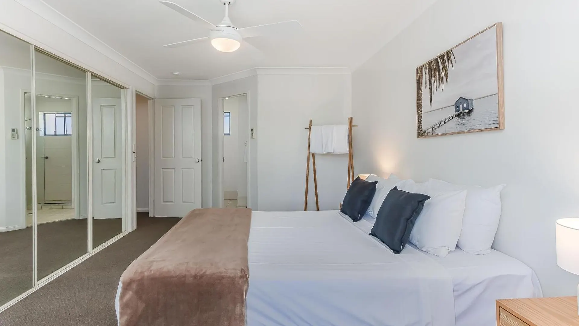 **** Aparthotel Bella Mare Coolangatta Beachside Apartments Gold Coast Australien